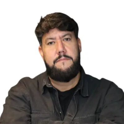 Chris Ilabaca, Founder of Movement Matters